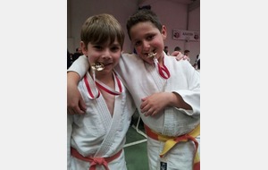 Nos 5 poussins sur le podium au Tournoi d'Ajaccio Judo