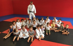 23 enfants au cours  Eveil Judo  de Jean-Jacques