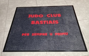 NOUVEAU TAPIS D’ENTRÉE :