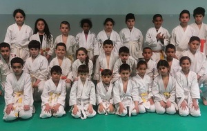 DERNIER COURS DU TRIMESTRE AU DOJO SOCIAL DE LUPINO : 