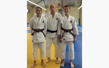 STAGE KATA GRADES ET SPORTIF (ENSEIGNANTS ET ELEVES) À CORTE :