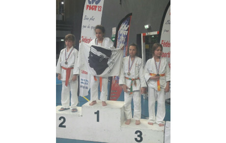 LELIA CHAMPIONNE DE FRANCE BENJAMINE -32 KG