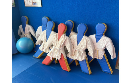 DE NOUVEAUX PARTENAIRES POUR LE COURS EVEIL :