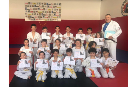 FIERS DE LEURS DIPLÔMES :