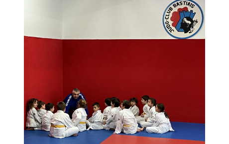 COURS MINI POUSSINS DE JEAN-JACQUES :