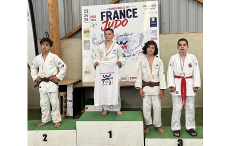 DINIS MARTINS-BARBOSA MÉDAILLE  DE BRONZE AUX FRANCE FSGT -42kg :